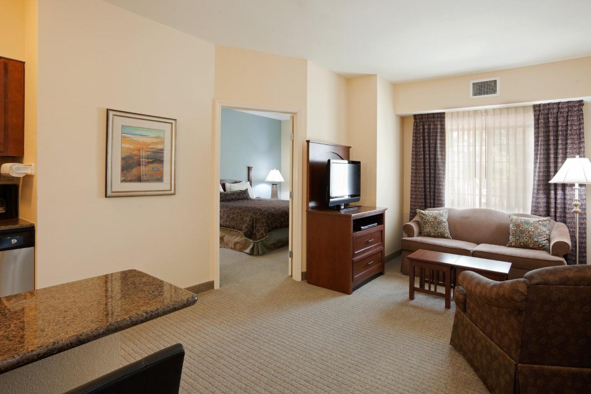 Staybridge Suites Lafayette-Airport By Ihg Exterior foto
